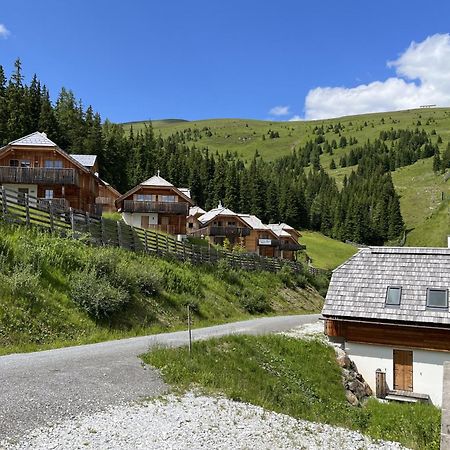 Vesely Svist Chalet لاختال المظهر الخارجي الصورة